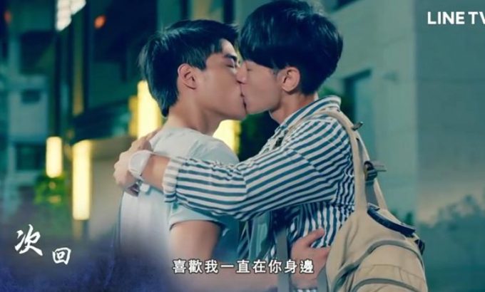 深蓝与月光