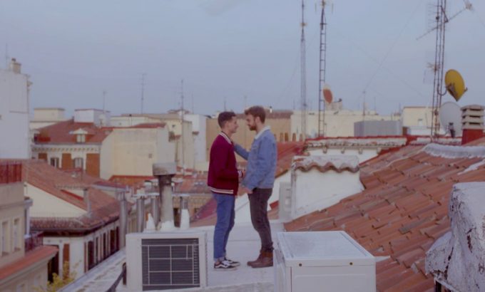 屋顶上的吉列尔莫